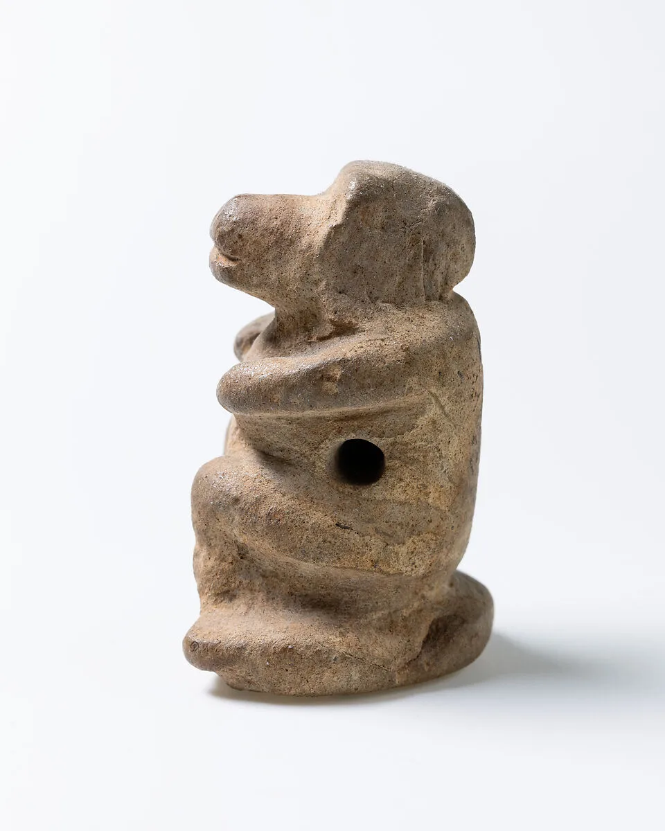 Design Amulet, Baboon Pierced Transversally on the Back, Device not understood — Unknown