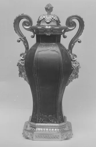 Pair of vases