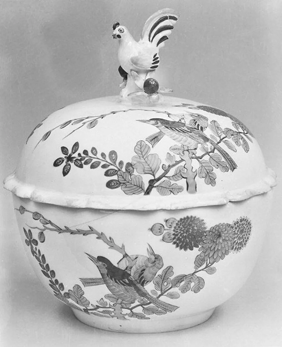Bowl with cover — Meissen Manufactory