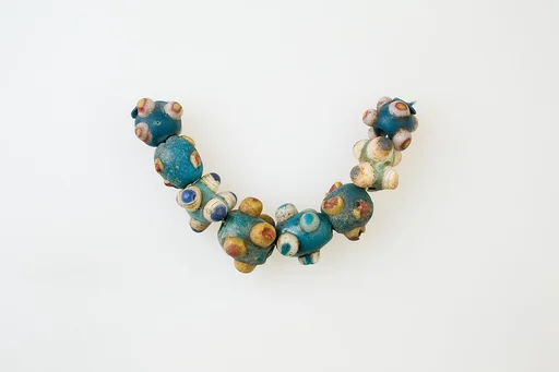 String of 8 Beads