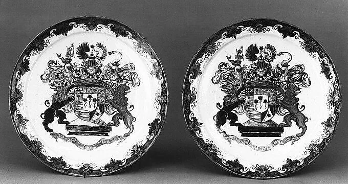 Pair of plates — Unknown