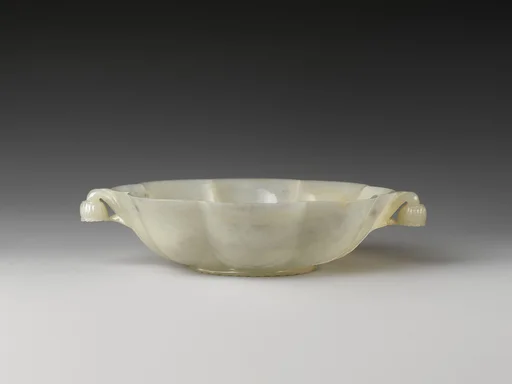 印度莫臥兒時期   玉雕蓮花碗|Bowl with lotus design