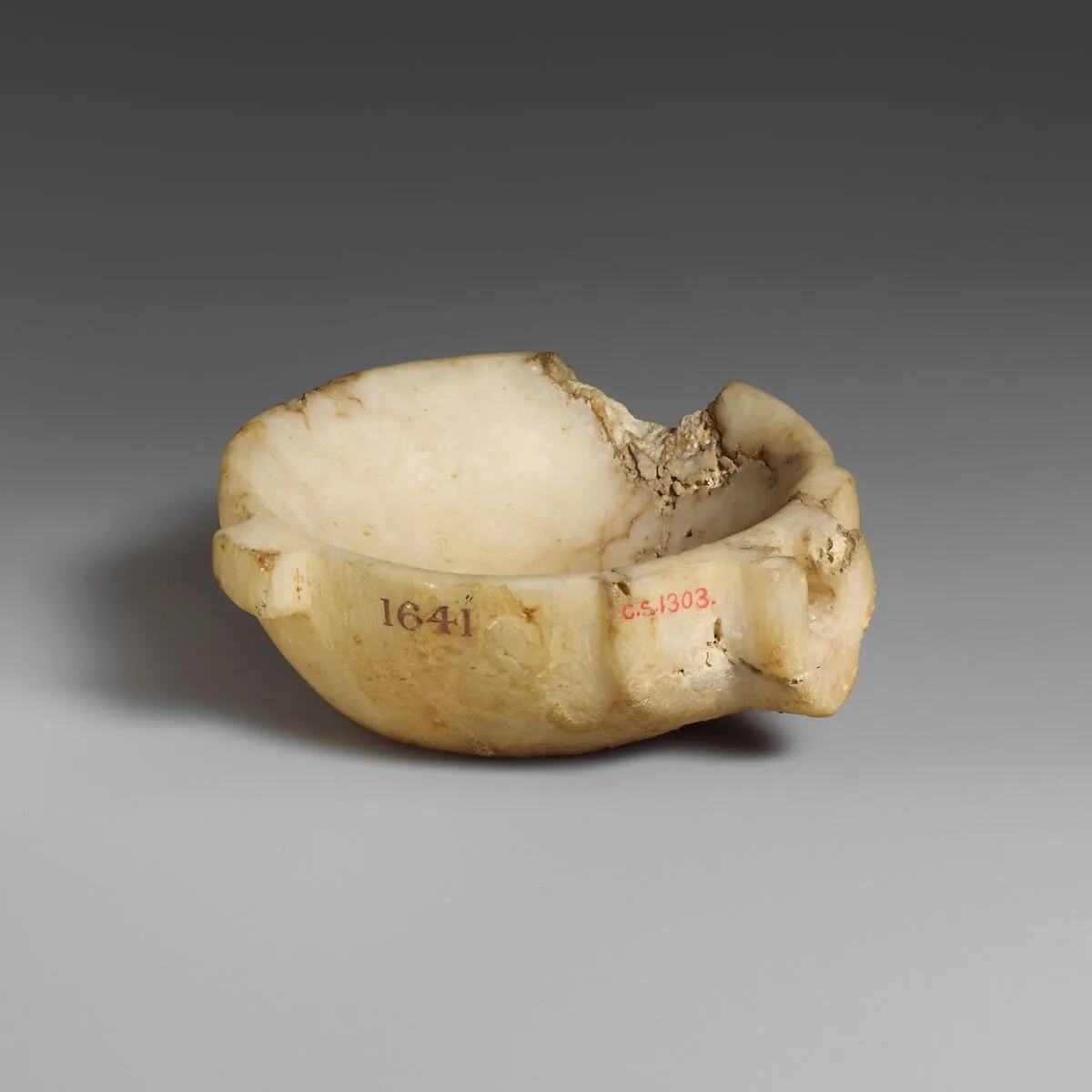 Miniature alabaster press — Unknown