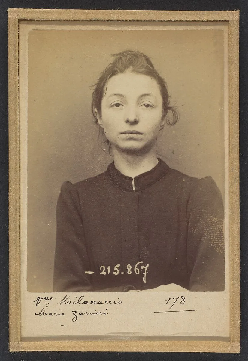 Zanini. Marie (veuve Milanaccio). 28 ans, née à Turin (Italie). Cuisinière. Vol. 18/3/94. — Alphonse Bertillon