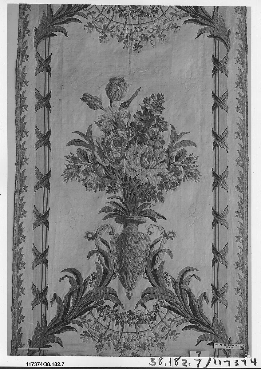 Length of upholstery silk — Philippe de Lasalle|Maison Pernon