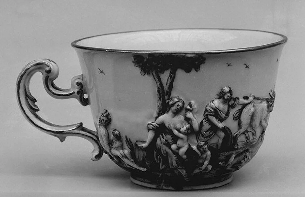 Tea cup (part of a service) — Doccia Porcelain Manufactory
