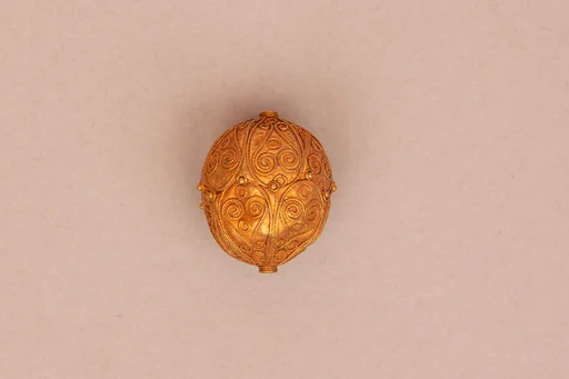 Bead