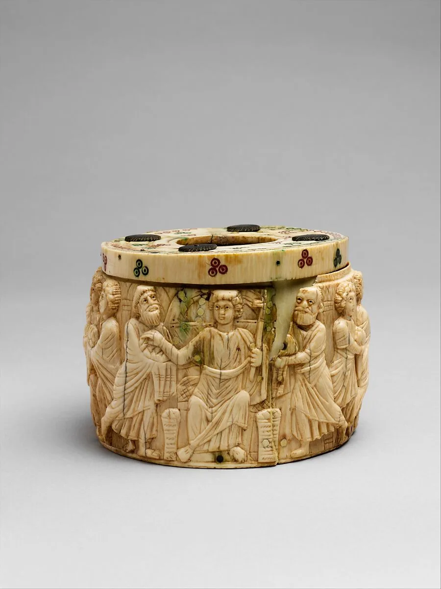 Circular Box (Pyxis) with the Miracle of Christ’s Multiplication of the Loaves — Unknown