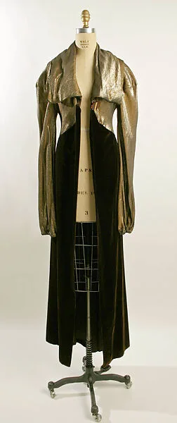 Evening coat — Unknown