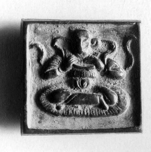 唐  鎏金青銅带板|Decorative belt plaque