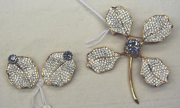 Jewelry set — Nettie Rosenstein