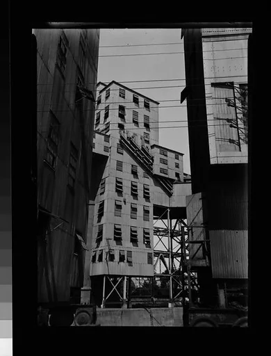 [Grain Elevator and Power Lines, Montreal, Canada]