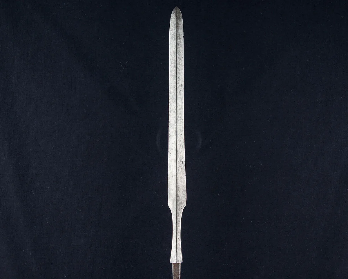 Arrowhead (<i>Yanone</i>) — Unknown