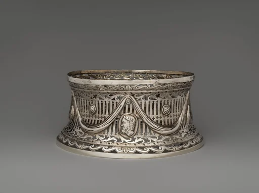 Dish ring