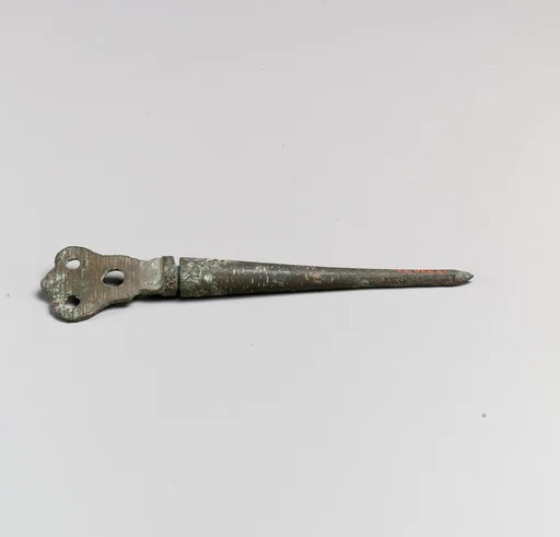 Implement, cone-shaped