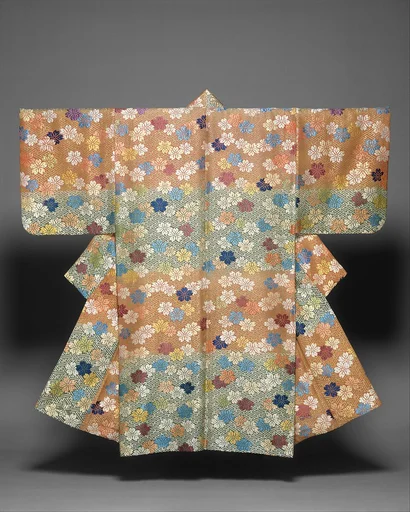 紅緑段紗綾形桜花模様唐織|Noh Costume (Karaori) with Cherry Blossoms and Fretwork