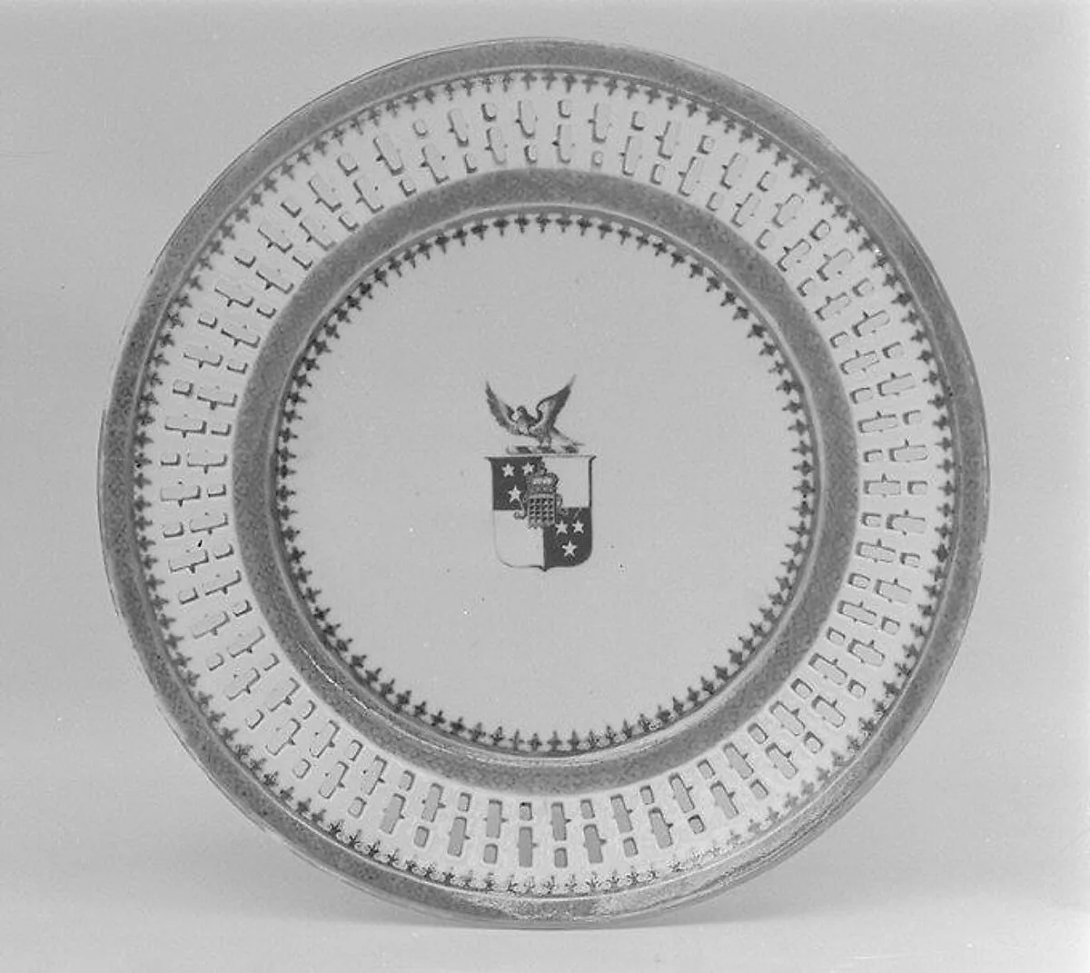 Plate (part of a service) — Unknown