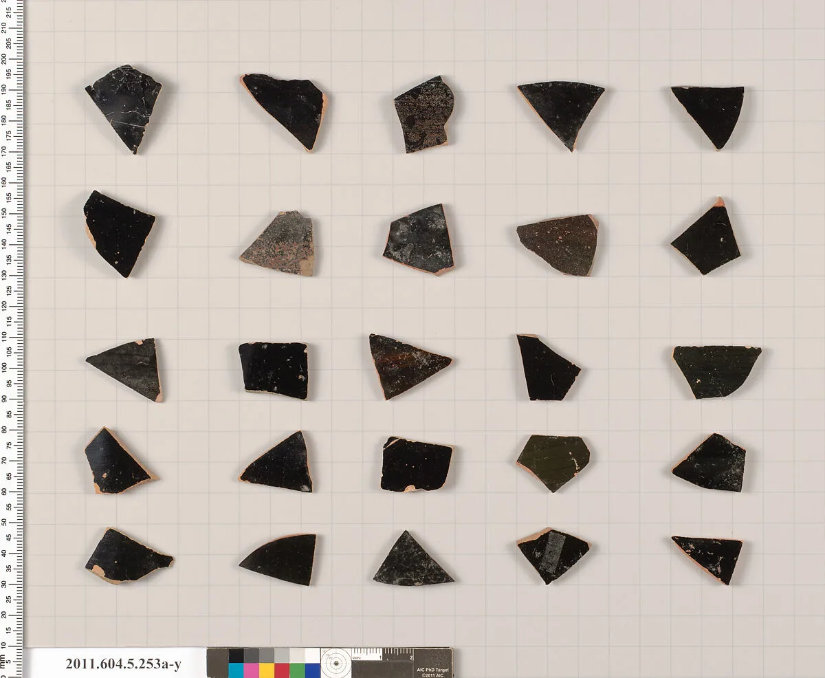 Terracotta fragments of kylikes (drinking cups) — Unknown