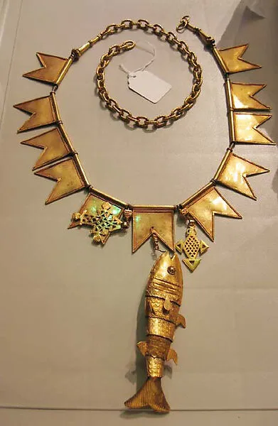 Necklace — Unknown