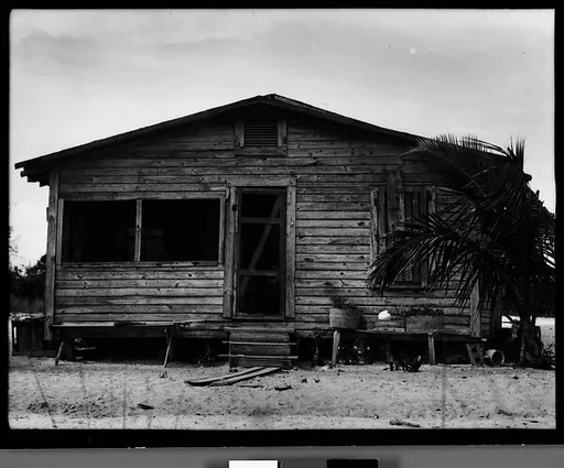 [Wooden House, Florida]