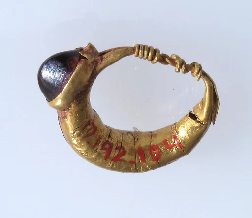 Earring