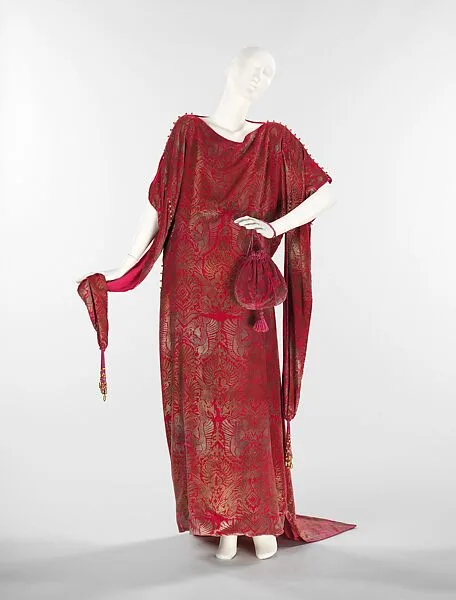 Evening dress — Maria Monaci Gallenga