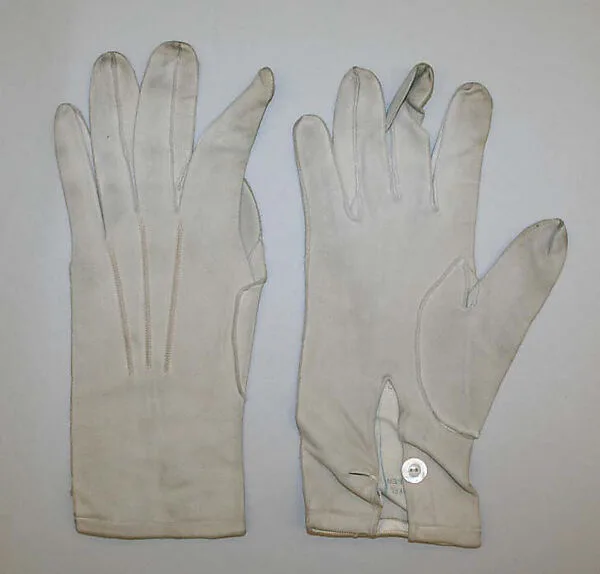 Gloves — Unknown