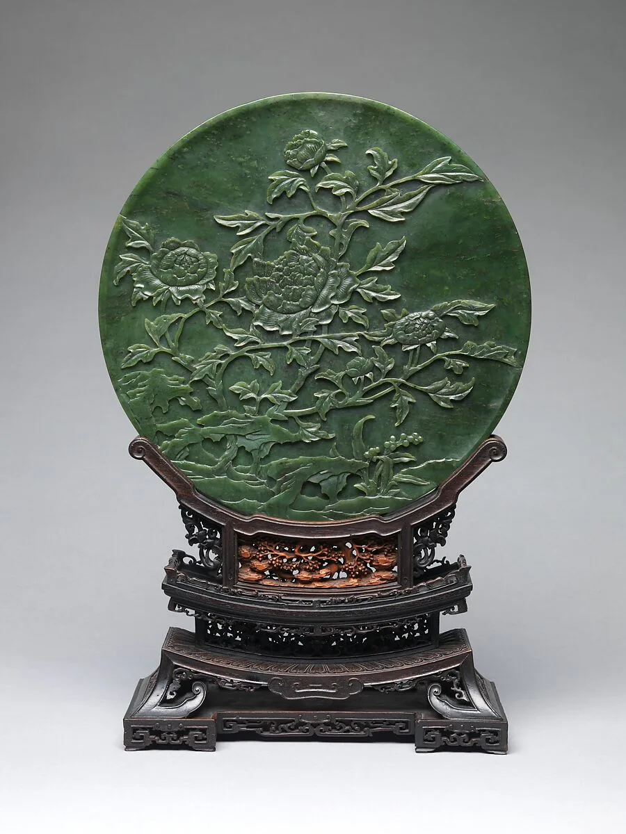 清中期 碧玉牡丹紋插屏|Table Screen with Tree Peonies — Unknown