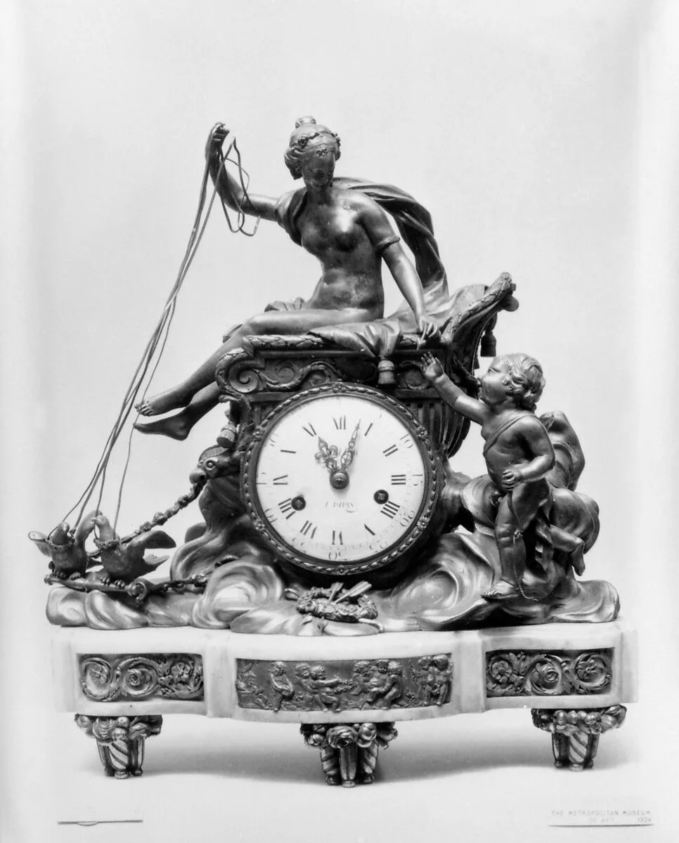 Mantel clock with Venus and Cupid — Renacle-Nicolas Sotiau