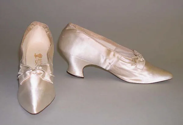 Evening slippers — Hellstern and Sons