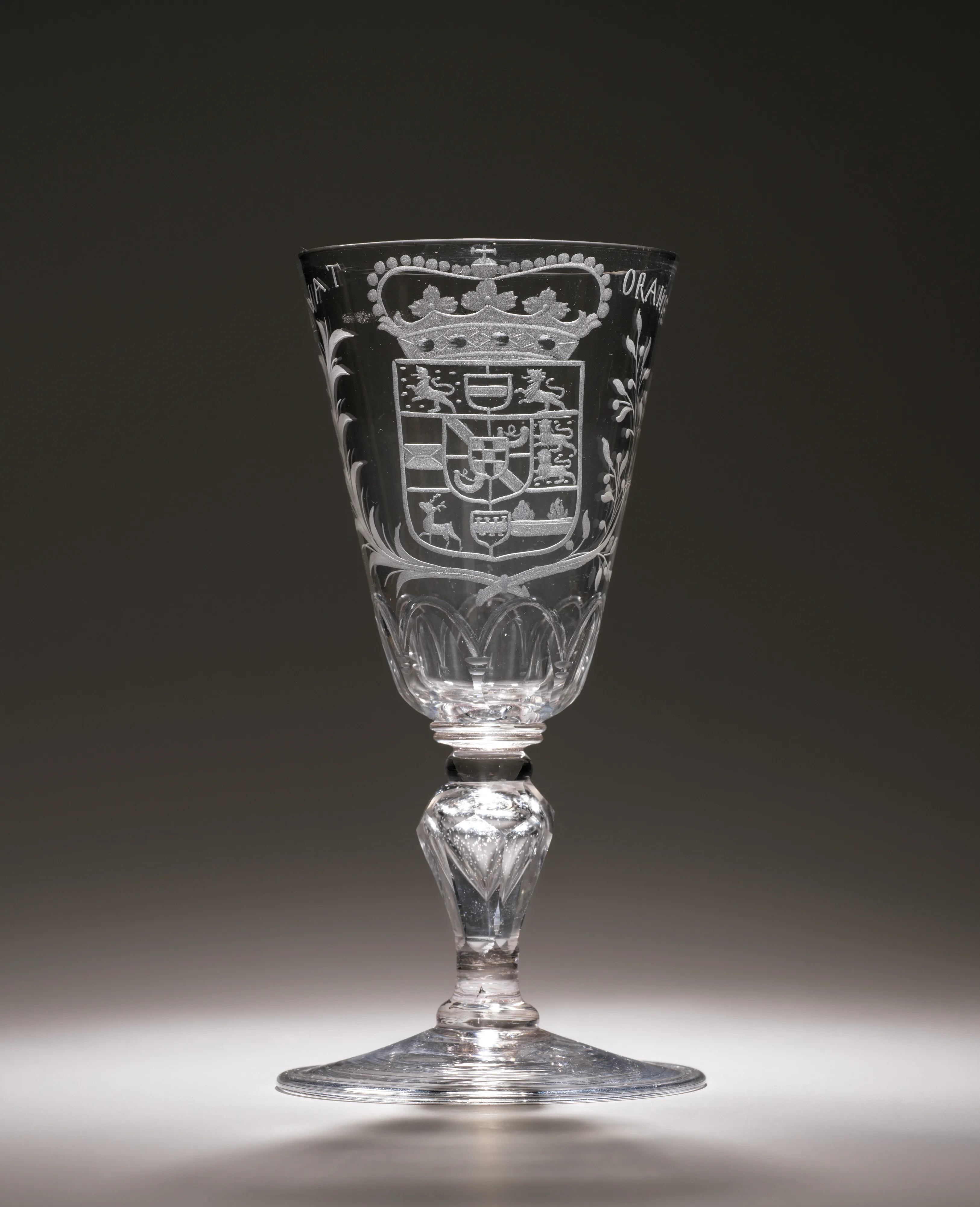 Wineglass with arms of William V, Prince of Orange — Unknown