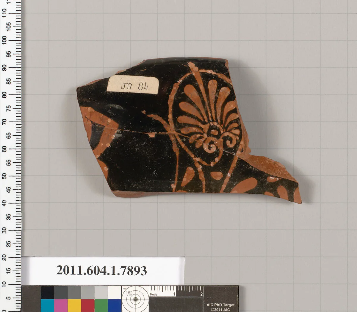Terracotta rim fragment of a kylix (drinking cup) — Painter of London E 777