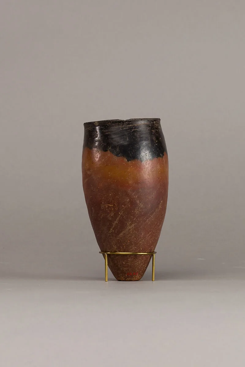 Black-topped red ware beaker — Unknown
