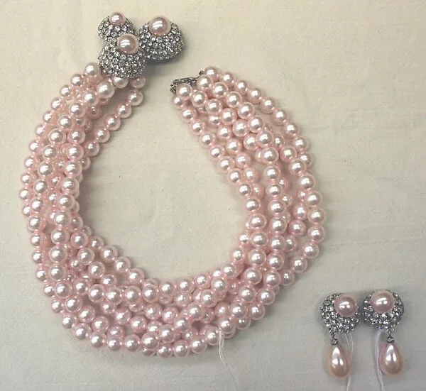 Jewelry set — Unknown