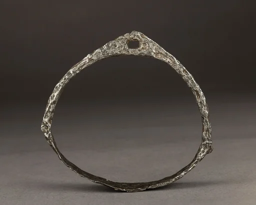 Stirrup