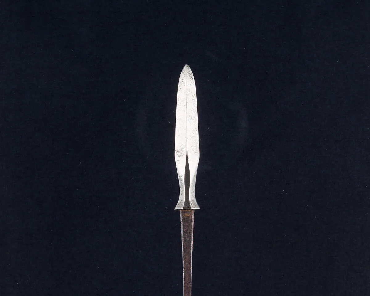 Arrowhead (<i>Yanone</i>) — Unknown