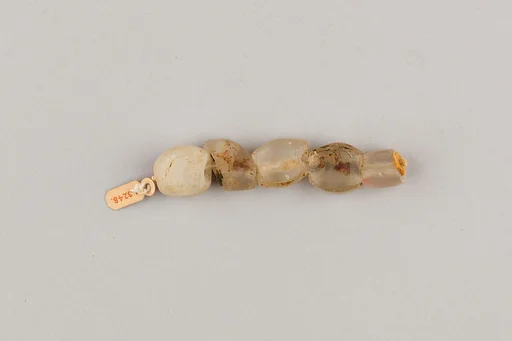 String of 5 beads