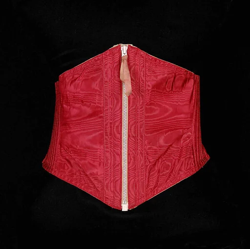 Waist cincher