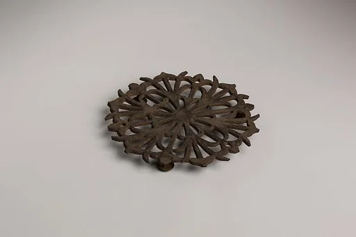 Trivet