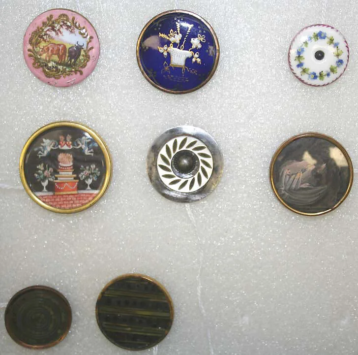 Button — Unknown
