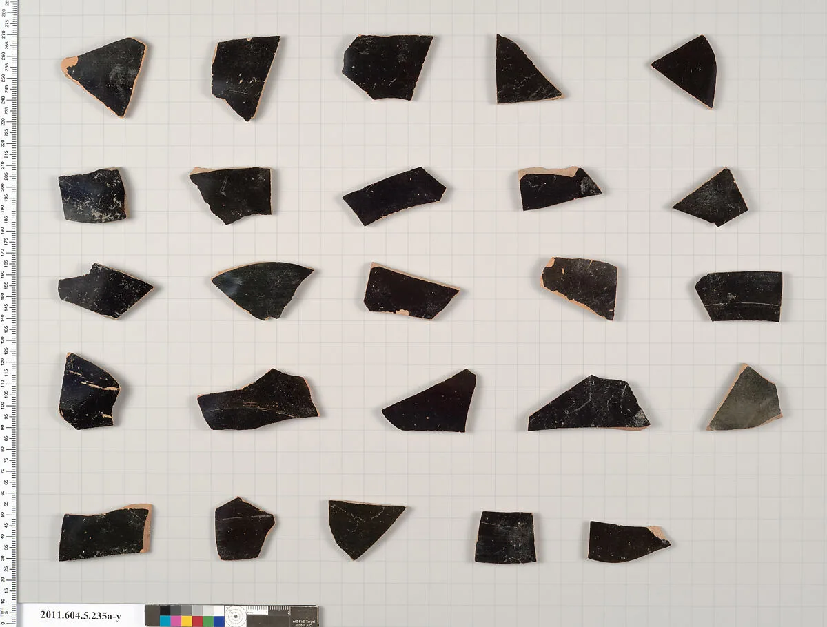 Terracotta fragments of kylikes (drinking cups) — Unknown