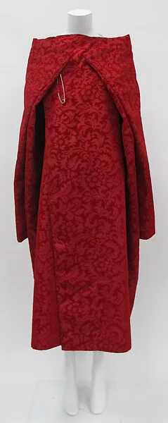 Evening coat — Rei Kawakubo|Comme des Garçons