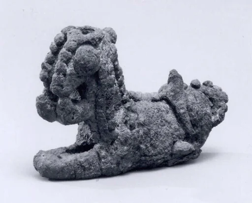 Lion pin