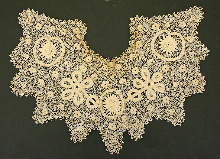 Collar — Unknown