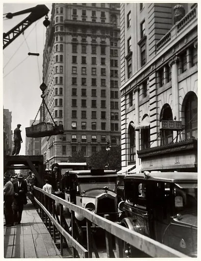 [Building New York, Construction Midtown]