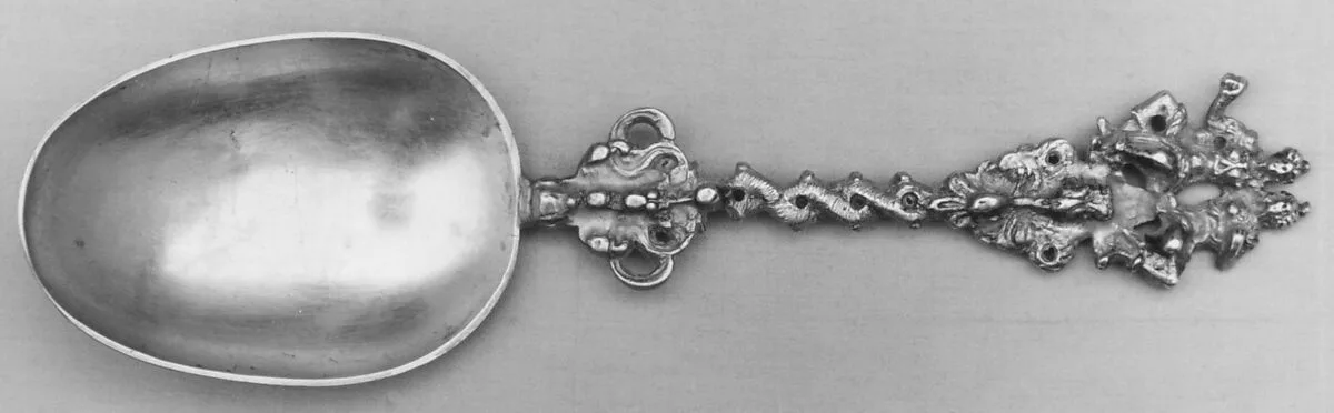 Figure-top spoon — Ate Scheverstein