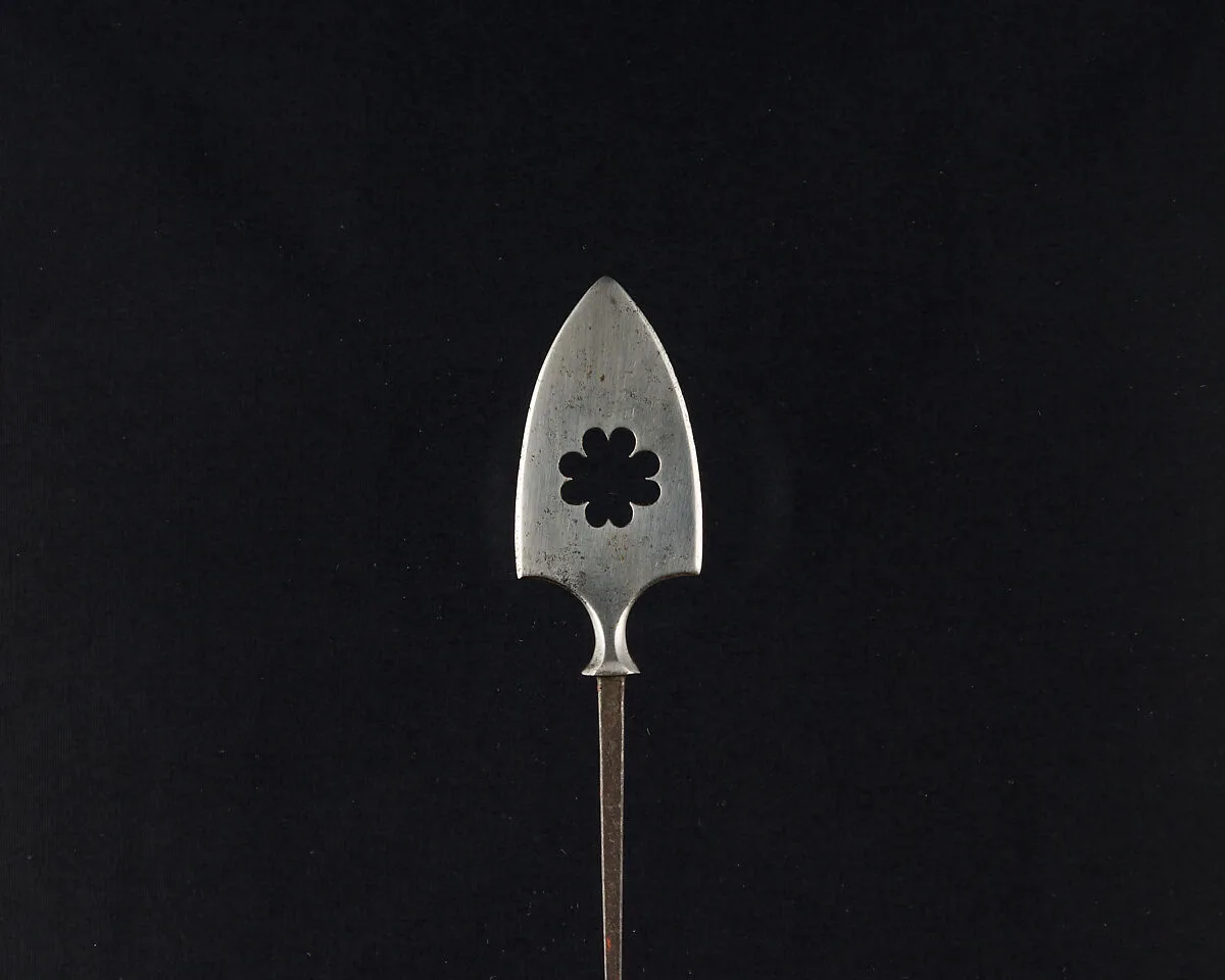 Arrowhead (<i>Yanone</i>) — Unknown