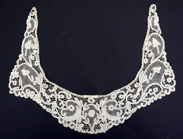 Collar — Unknown