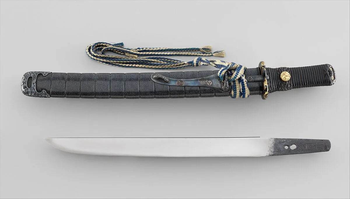 Blade and Mounting for a Dagger (Tantō) — Uda Kunimitsu