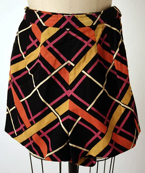 Shorts — Emilio Pucci